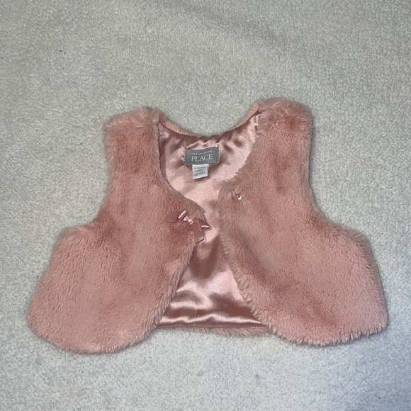 PINK FUR VEST 💕 - Picture 3 of 3